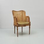 1172 1007 ARMCHAIR